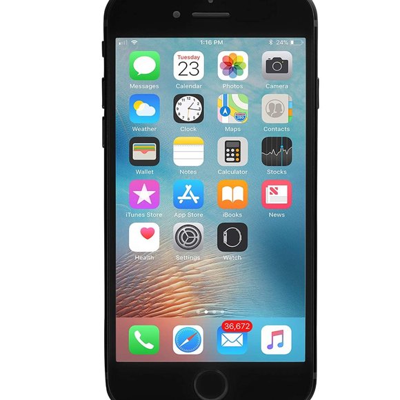 Apple iPhone 7 (EUC, Unlocked) - Picture 2 of 13